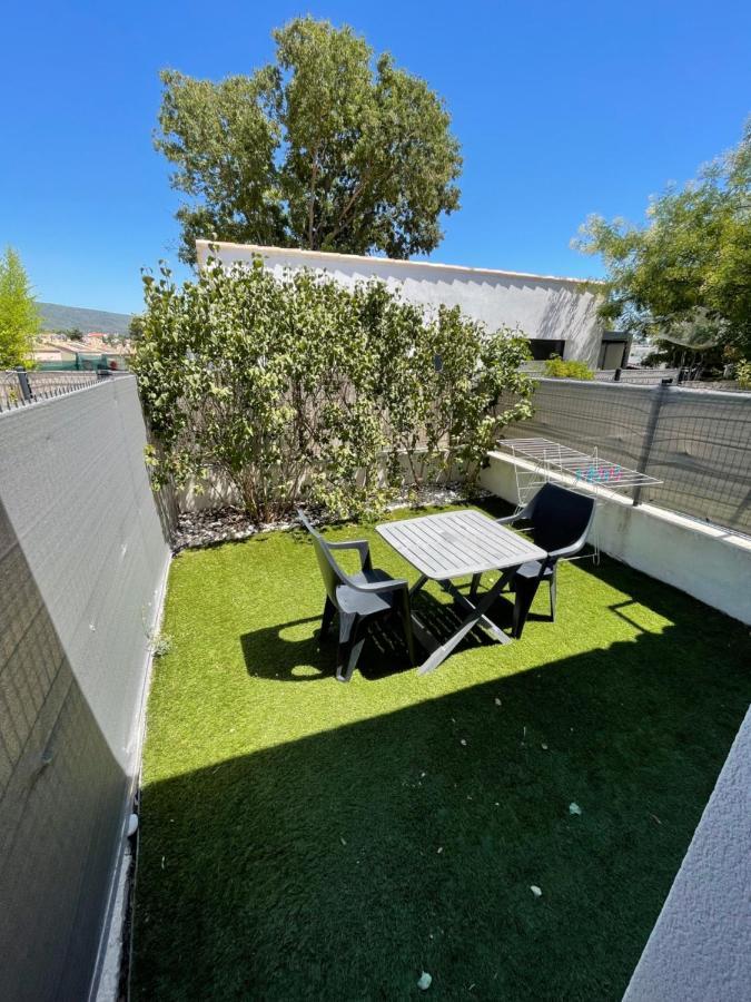 T2 Climatise Avec Jardinet Apartment La Ciotat